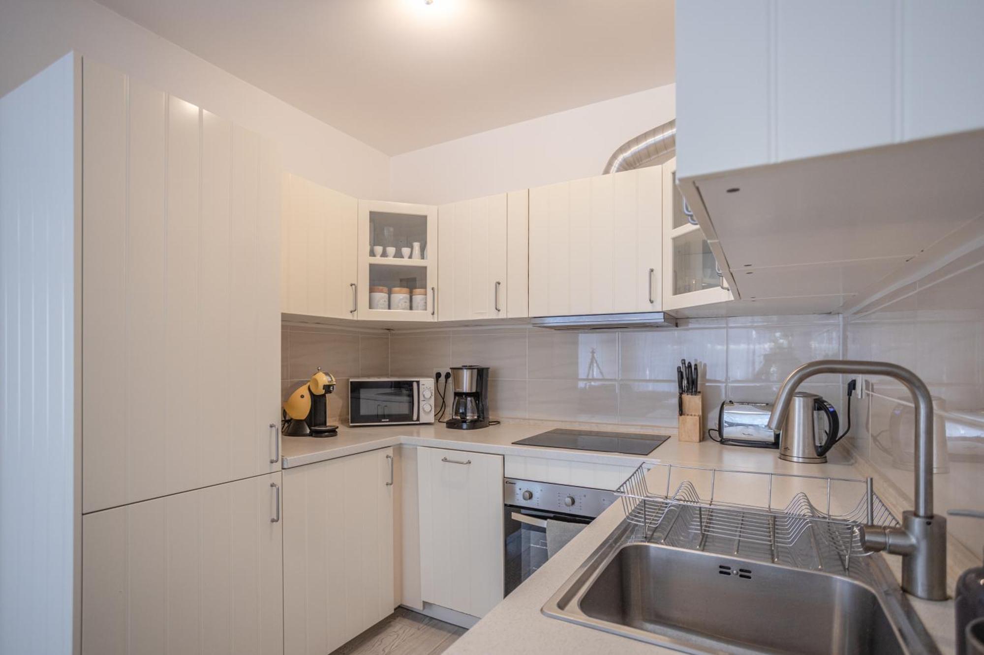 Apartmán Spacious Terrace With Free Private Parking